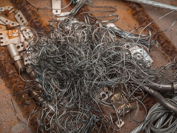 ritiro-rottami-trucioli-in-acciaio-inox-varese